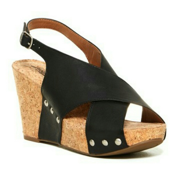 Lucky Brand Shoes - 🎉Sale🎉LUCKY BRAND MINARI WEDGE SANDALS